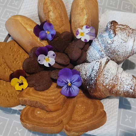 Il Colibri Bed&Breakfast Leno Buitenkant foto