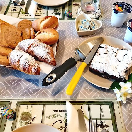 Il Colibri Bed&Breakfast Leno Buitenkant foto