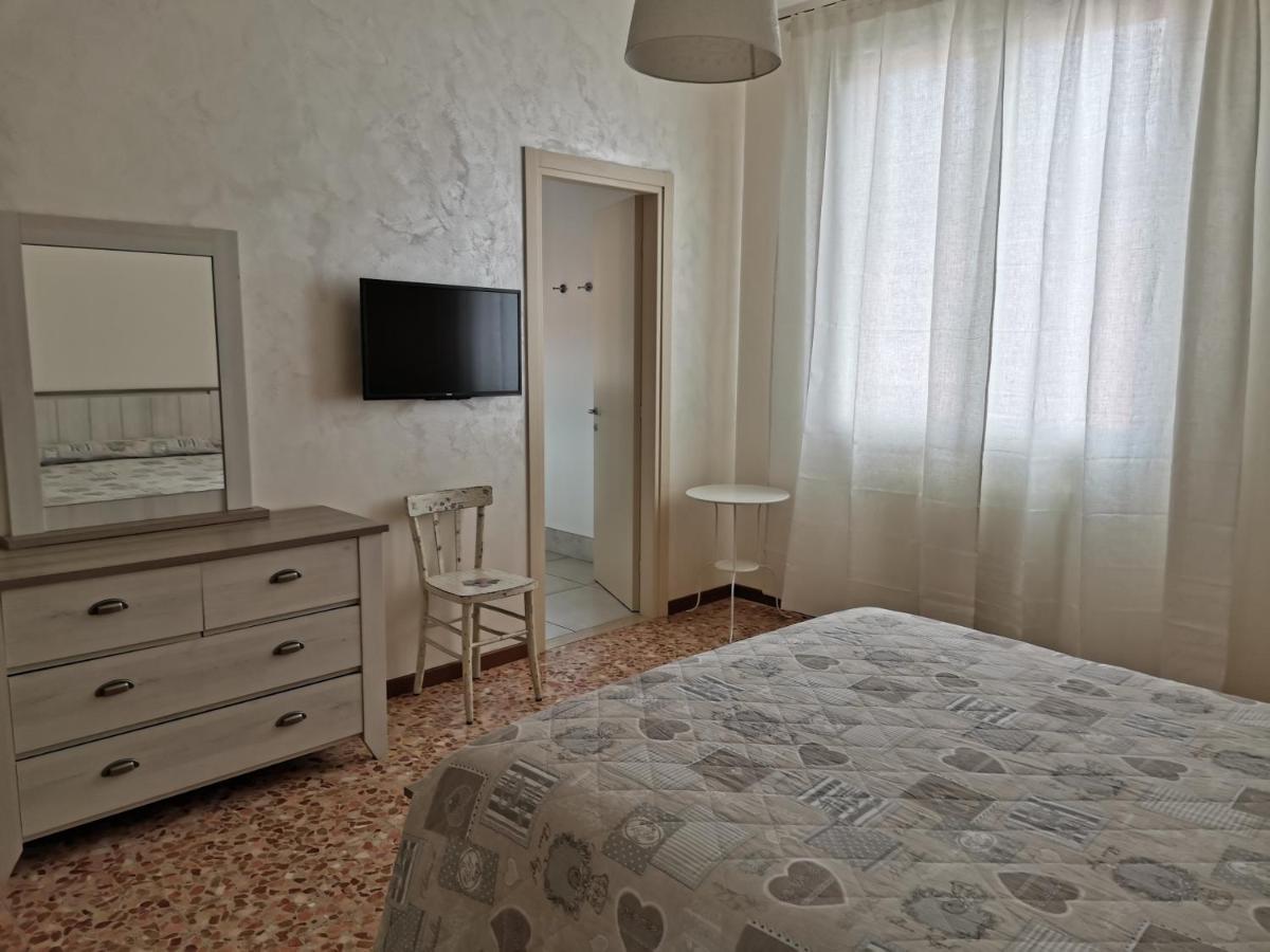 Il Colibri Bed&Breakfast Leno Buitenkant foto