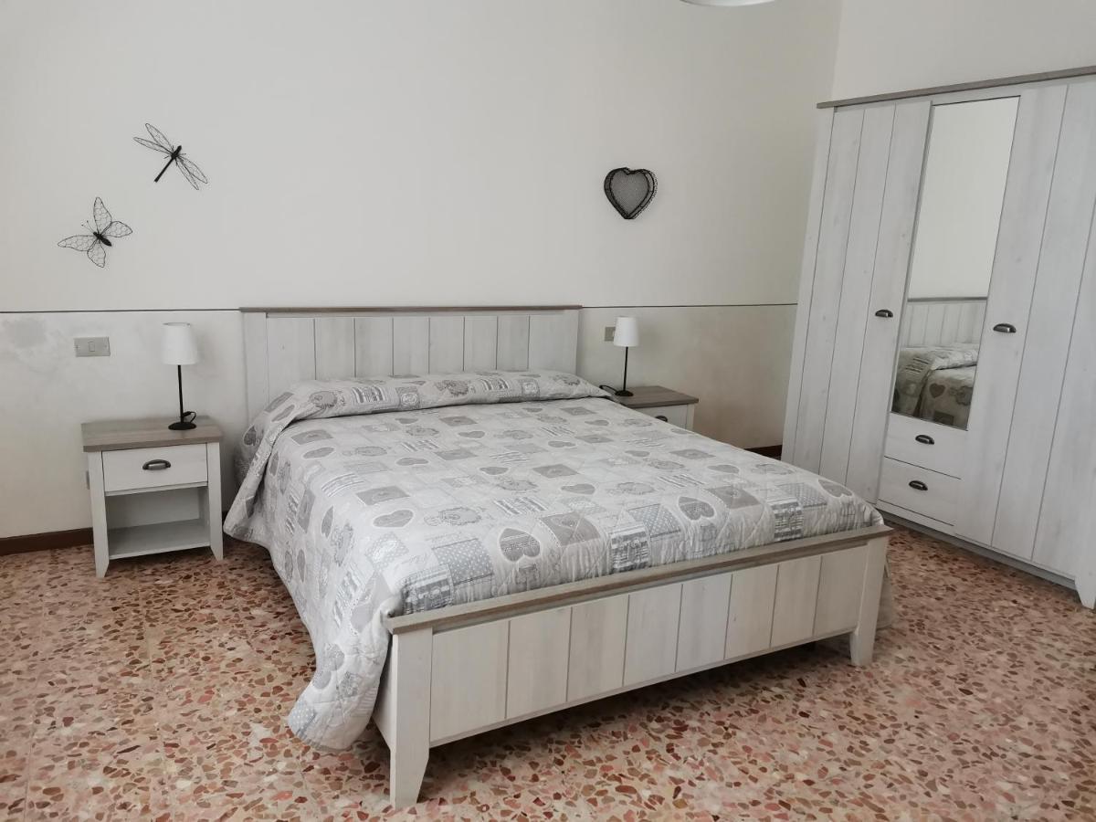 Il Colibri Bed&Breakfast Leno Buitenkant foto