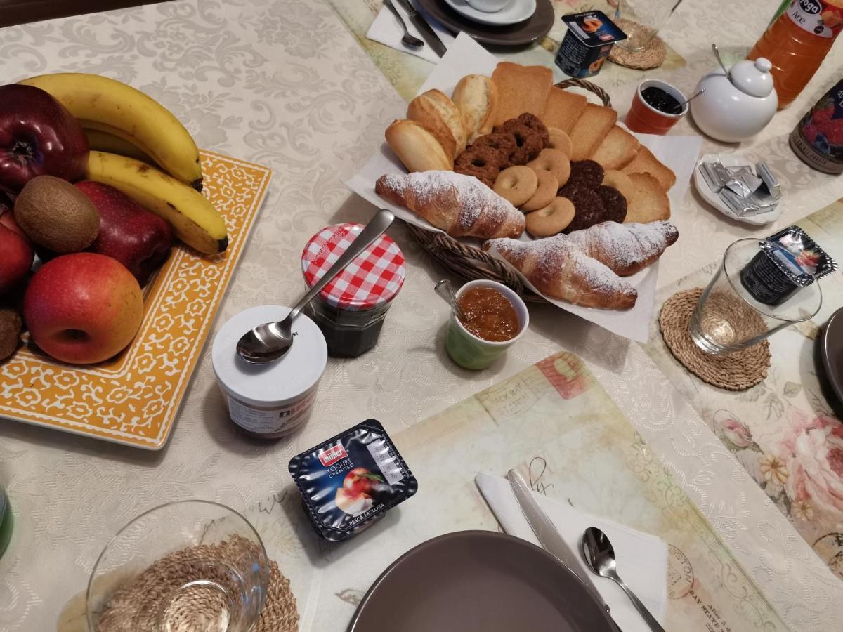 Il Colibri Bed&Breakfast Leno Buitenkant foto