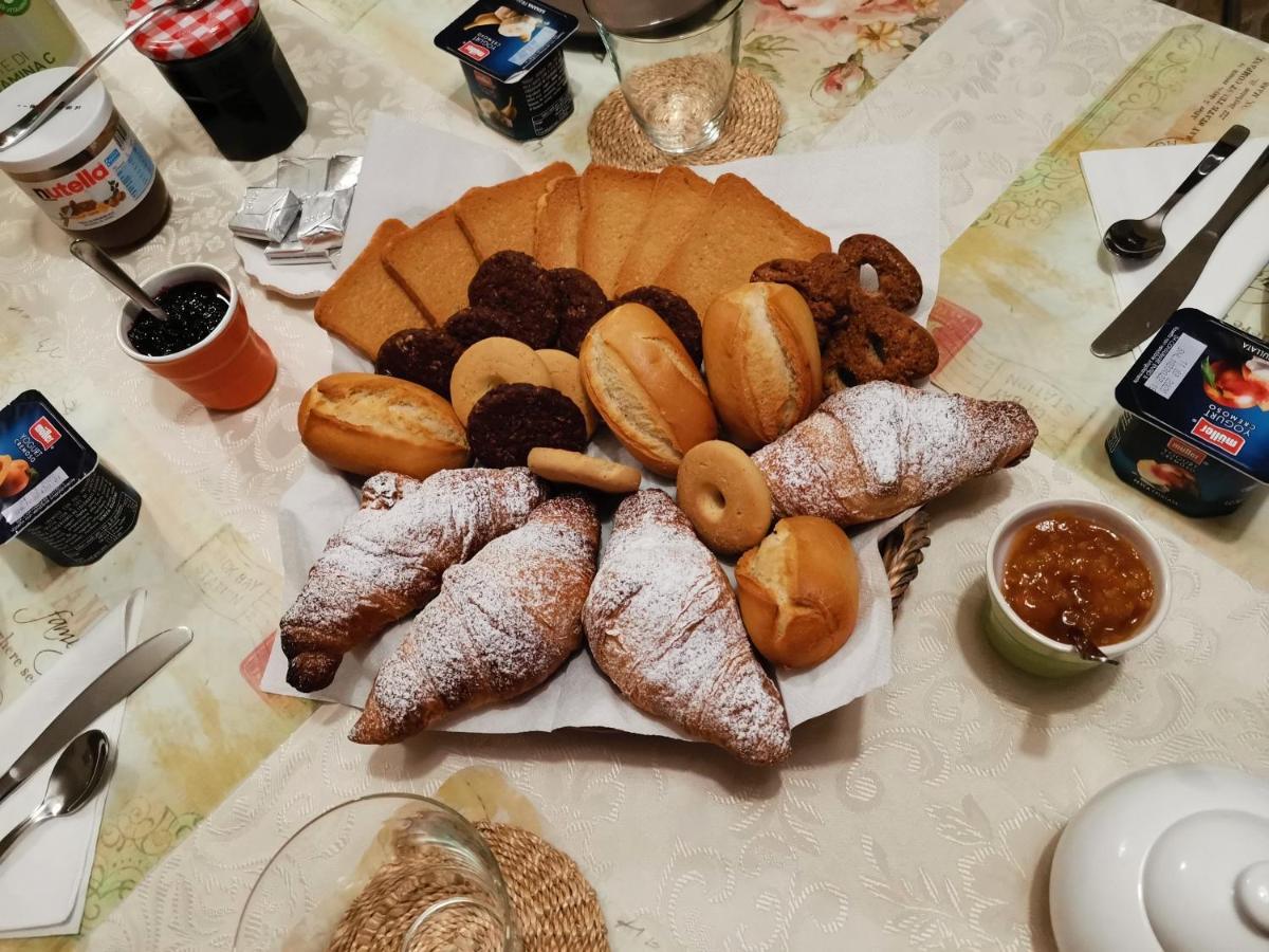 Il Colibri Bed&Breakfast Leno Buitenkant foto