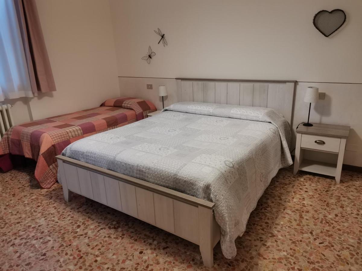 Il Colibri Bed&Breakfast Leno Buitenkant foto