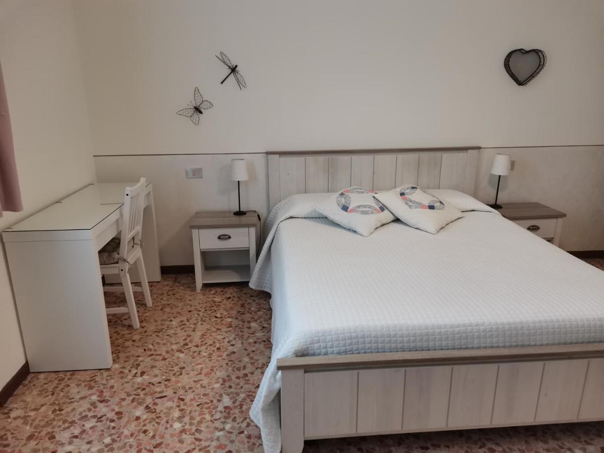 Il Colibri Bed&Breakfast Leno Buitenkant foto