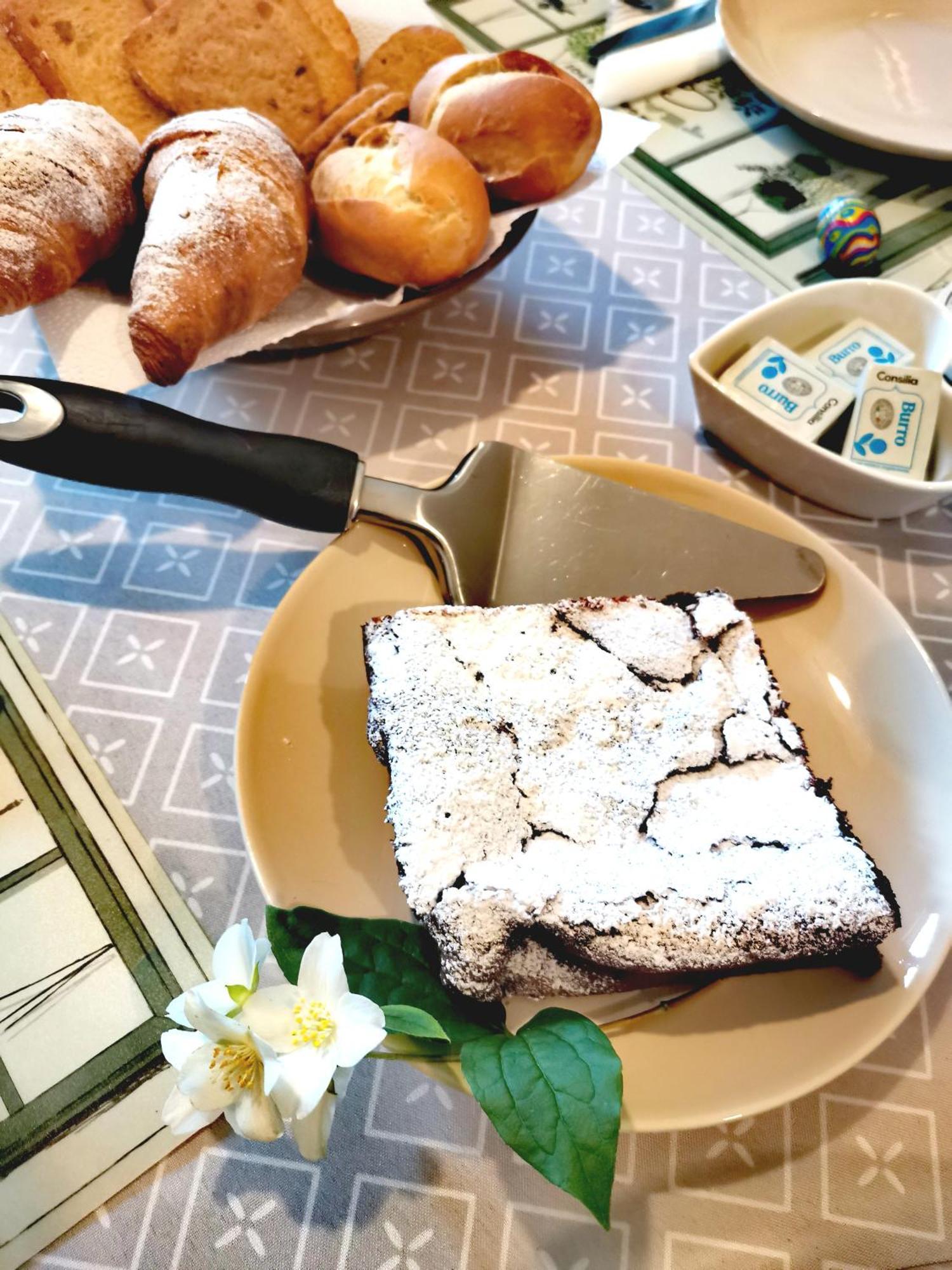 Il Colibri Bed&Breakfast Leno Buitenkant foto